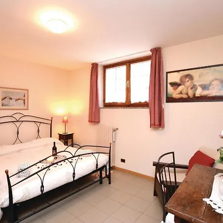 Lc V Apartament